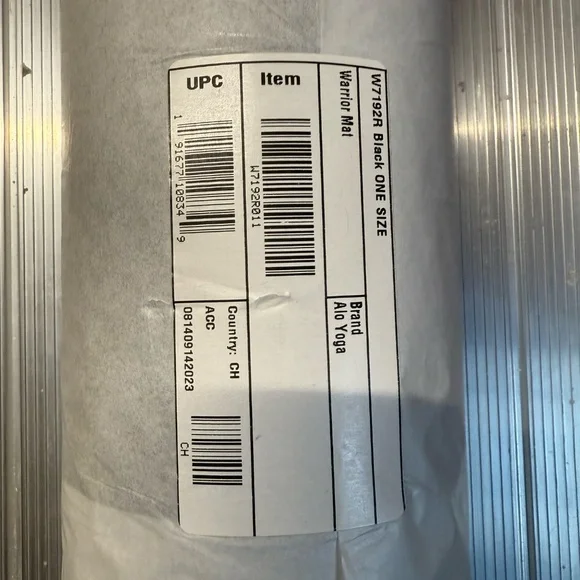 Alo Warrior Yoga Mat Black (Brand New) - Picture 4 of 4